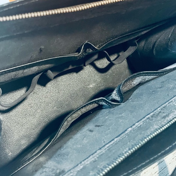 Louis Vuitton Epi Riviera bag - Picture 8 of 16